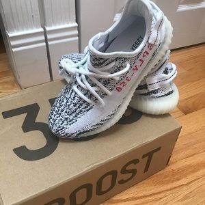 Adidas yeezy boost 350 V2 zebra